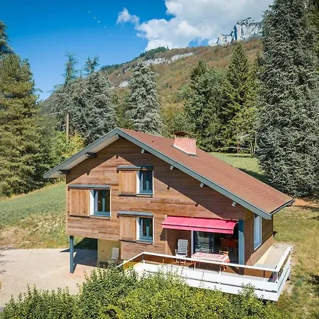 Exceptional View Chalet *